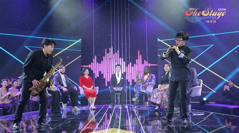 Charming Chaiyaporn: A Thai Superstar's Unexpected Duet with Istanbul's Philharmonic Orchestra!